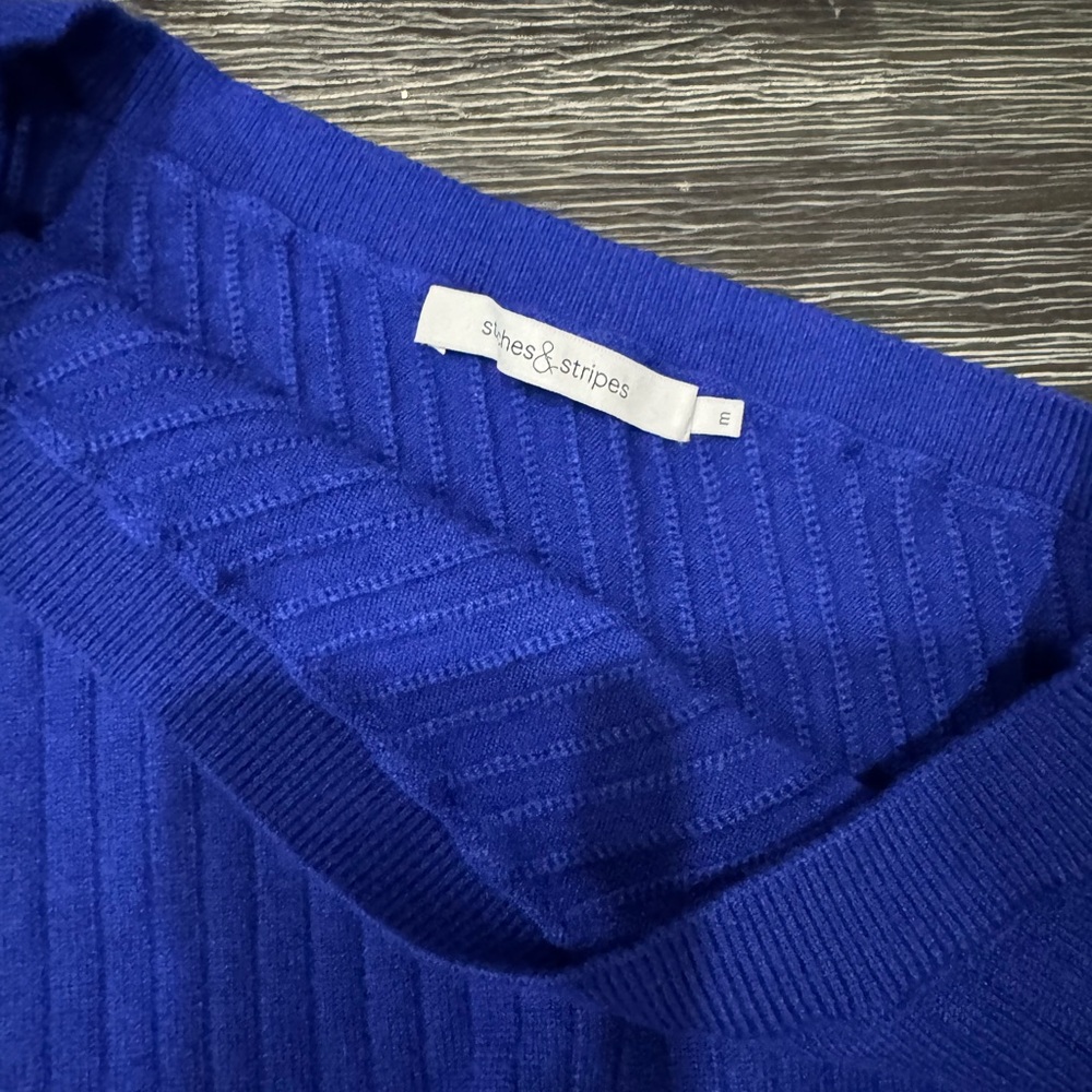One-Shoulder Blue Ribbed Top - Picture 2 of 2